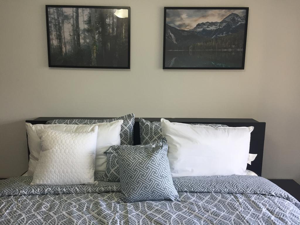 Twelve Oaks By Marquee Vancouver Extérieur photo